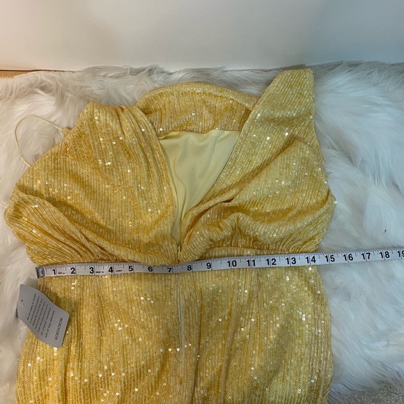 #116 ONE 33 Social Sequin Dress size 10 NWT - Picture 13 of 15